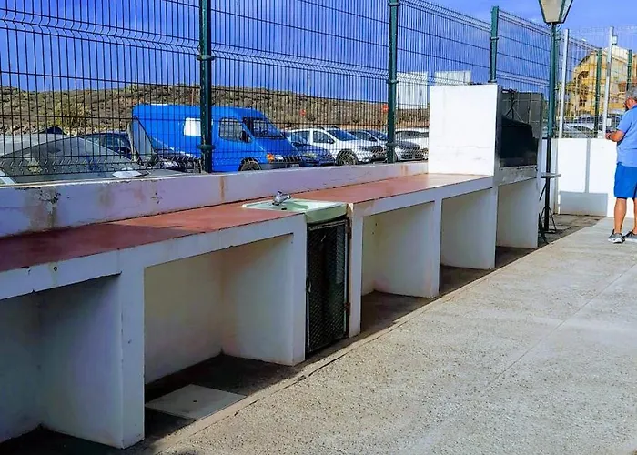 Playa Montana Amarlla,pools,wifi Lägenhet *