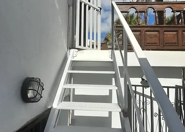 Playa Montana Amarlla,pools,wifi Lägenhet