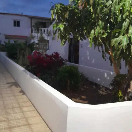 Apartamento Playa Montana Amarlla,pools,wifi