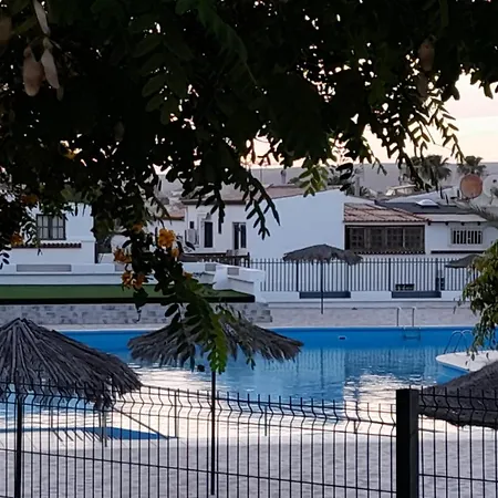 Apartamento Playa Montana Amarlla,pools,wifi *