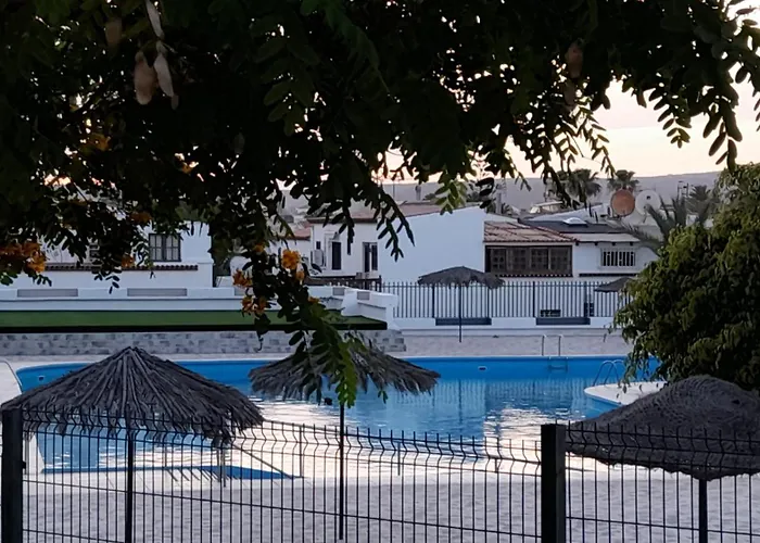 아파트 Playa Montana Amarlla,pools,wifi *