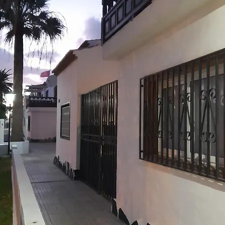 Apartment Playa Montana Amarlla,pools,wifi Costa Del Silencio