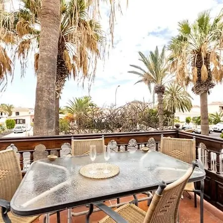 Apartment Playa Montana Amarlla,pools,wifi